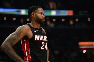 美记： 海史密斯预计交易截止日前会被交易到争冠球队