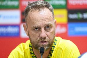 河内公安主帅：国安很强但我们一度控制比赛节奏 我们值得全取3分