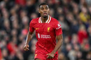 回声报评分：埃基蒂克、赫拉芬8分，伊萨克、维尔茨替补获5分