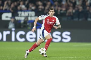 意外吗？卡拉菲奥里本赛季英超10次射门，是阿森纳队内最多