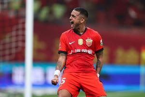 莱昂纳多：戴帽后让所有队友在足球上签名 剩下5场都是决赛