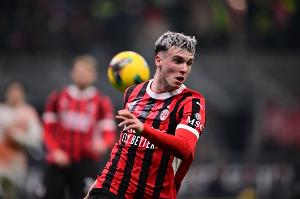 记者：伯恩茅斯准备从米兰买断A-希门尼斯，费用2000万+500万欧