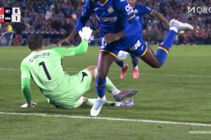 😱太吓人了！9人赫塔费险绝平皇马！库尔图瓦关键扑救救命！